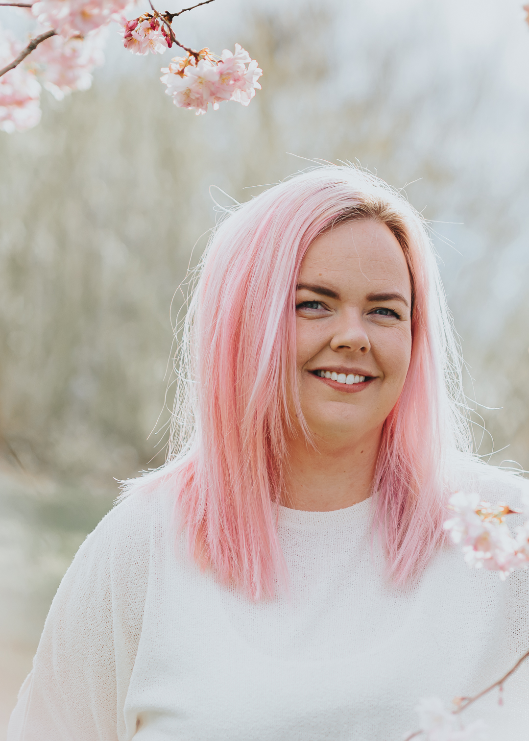 fotograf caroline solberg rosa hår